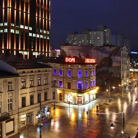 Centre Point Ilumino By Lovlodzapartments ウッチ