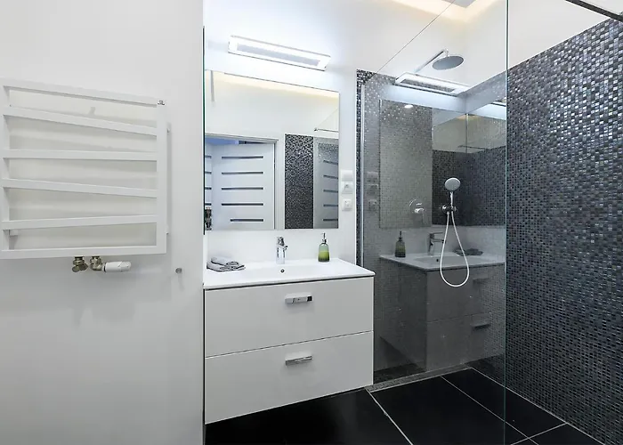 Centre Point Ilumino By Lovlodzapartments Lejlighed *